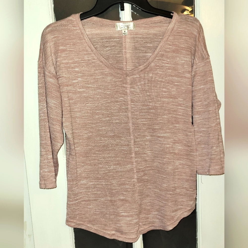 Shannon Ford NY Pink Heather's v neck sweater